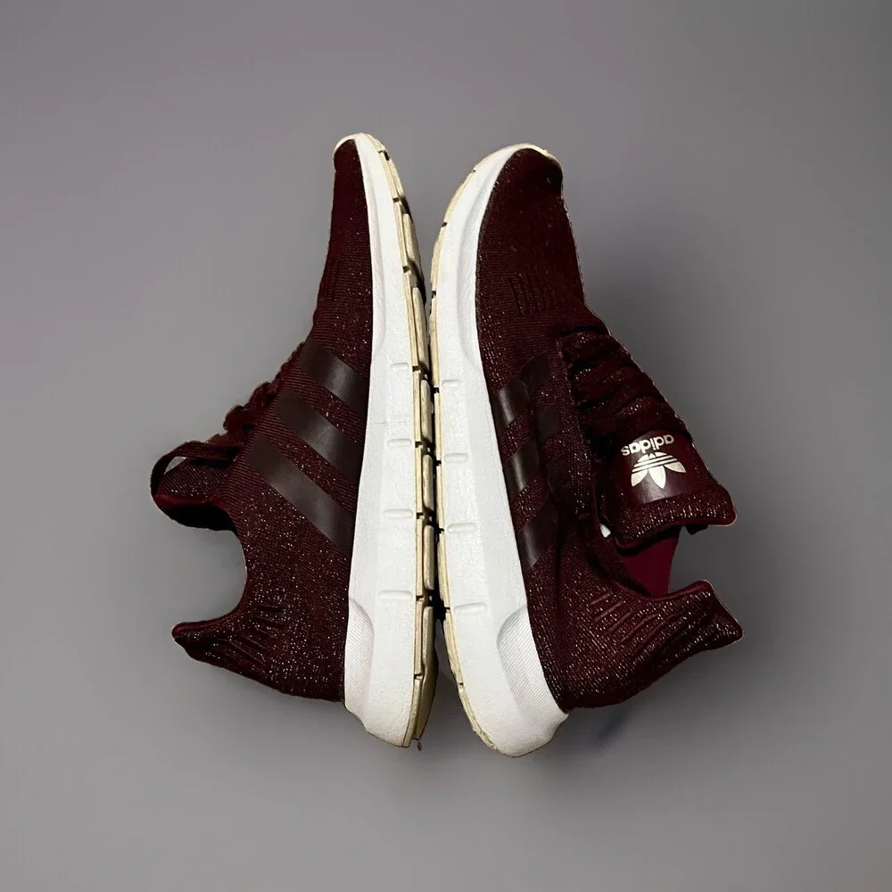 N/A adidas run sneakers